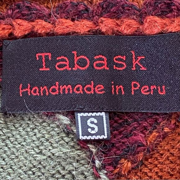NWOT Tabask Maroon/ Multicolored Floral Alpaca Sweater Size Small - Picture 11 of 16